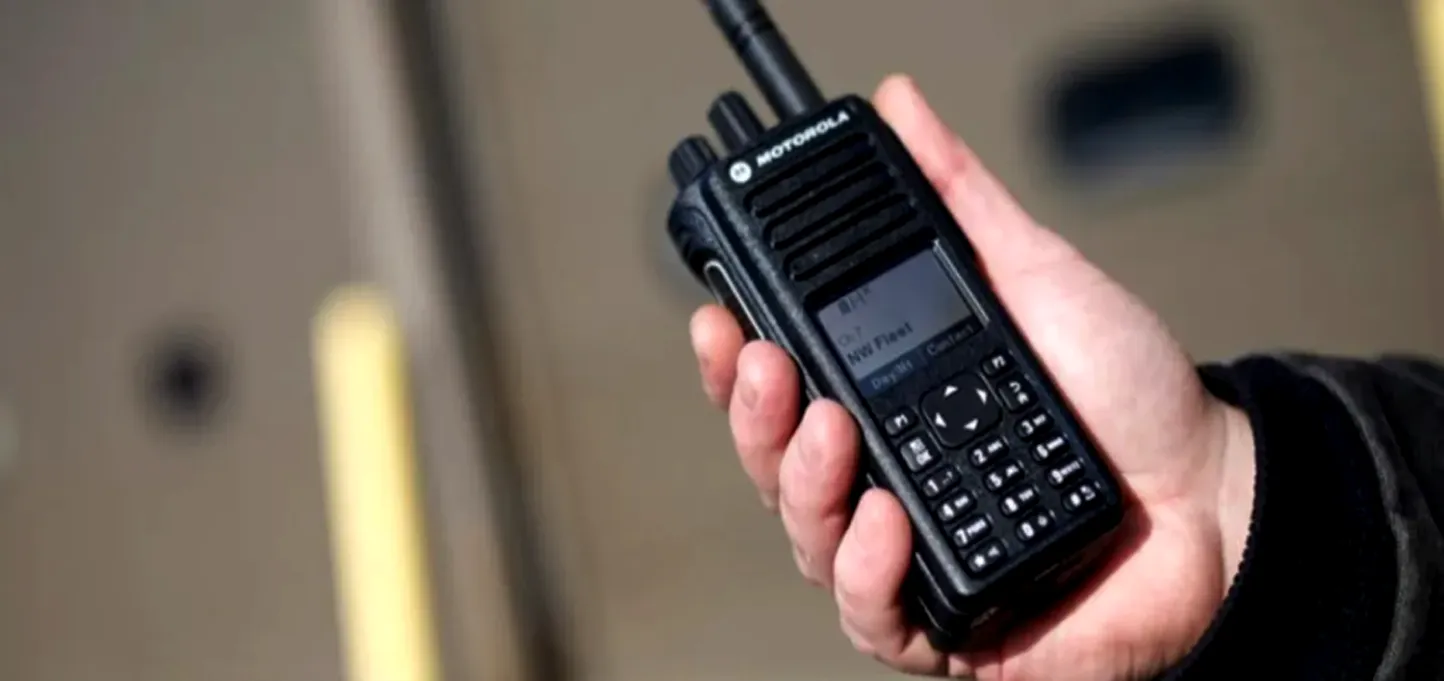 Общественная сеть vs. Частная сеть PTT: основные отличия, технологии и решения и